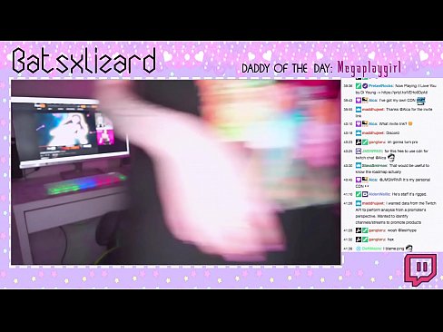 ❤️ GAMER GLÖMDE ATT STÄNGA AV STRÖMMEN OCH SPRUTAR LIVE I SÄNDNING ️❌ Porno fb at us